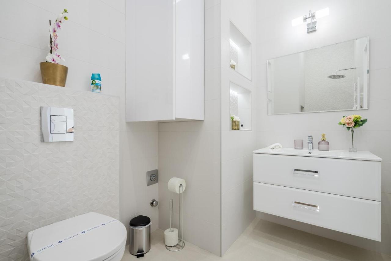 Bpr Etienne Charming Apartment บูดาเปสต์ ภายนอก รูปภาพ