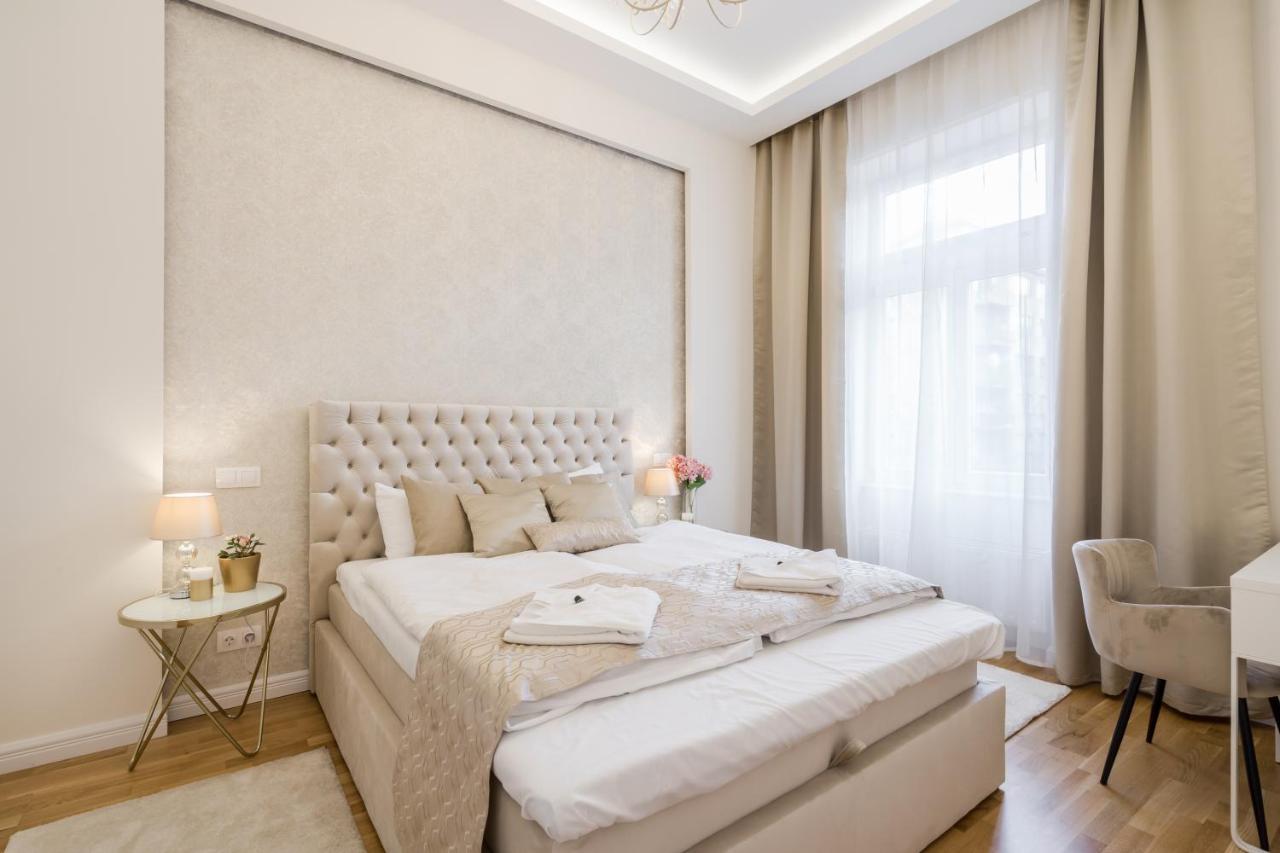 Bpr Etienne Charming Apartment บูดาเปสต์ ภายนอก รูปภาพ